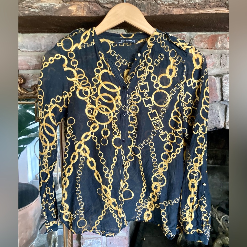 Zara Black & Gold Multi Chain Print Button Down Blouse Epaulettes Resort Lux EUC